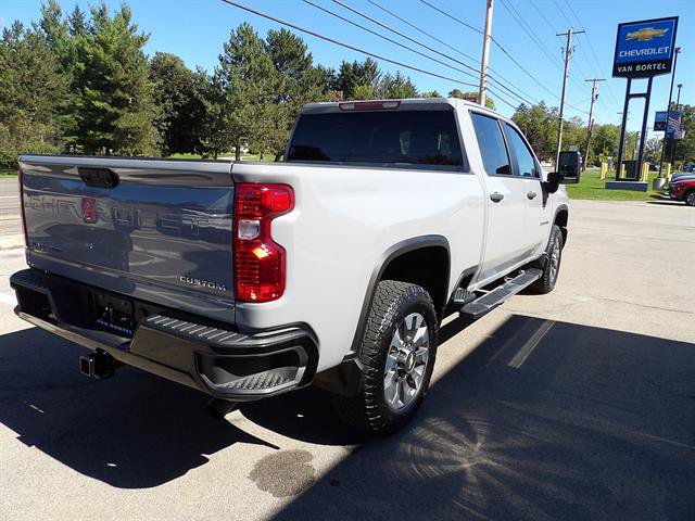 Used 2024 Chevrolet Silverado 2500 Custom w/ Custom Convenience Package AWD/4WD image 5