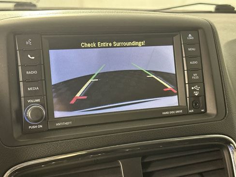 Used 2017 Dodge Grand Caravan SE w/ Power Window Group image 16