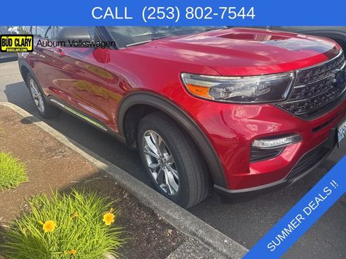 Used 2020 Ford Explorer XLT w/ Equipment Group 202A AWD/4WD image 8