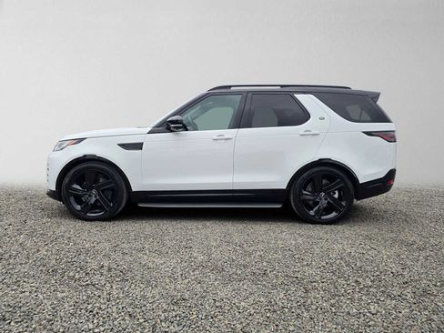 Used 2025 Land Rover Discovery Dynamic SE AWD/4WD image 6
