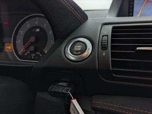 Used 2011 BMW 1 Series M RWD image 33