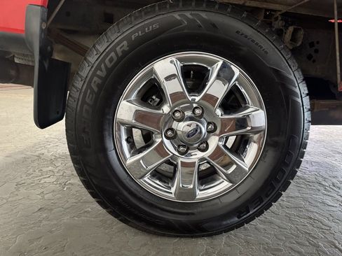 Used 2011 Ford F150 XLT w/ XLT Chrome Pkg image 24