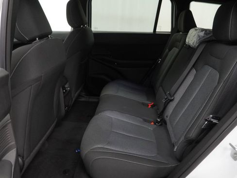 New 2026 Jeep Cherokee Laredo image 17