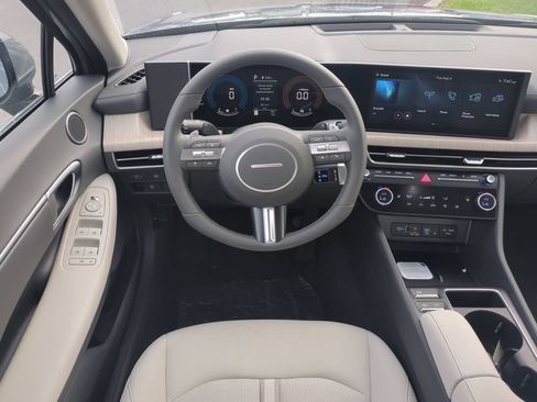 New 2026 Hyundai Sonata SEL FWD image 17