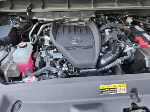 Used 2025 Toyota Highlander XSE AWD/4WD image 21