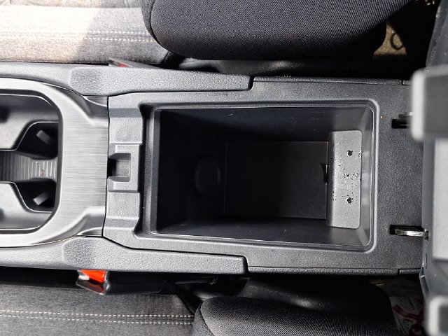 Certified 2025 Nissan Kicks SV FWD image 26