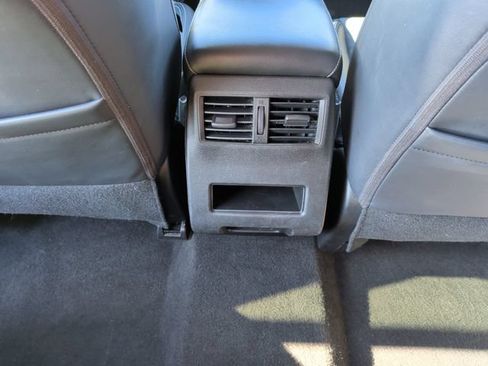 Used 2024 Mitsubishi Outlander SE AWD/4WD image 25