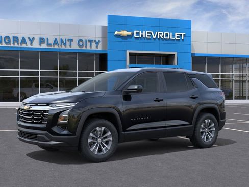 New 2026 Chevrolet Equinox LT FWD image 2