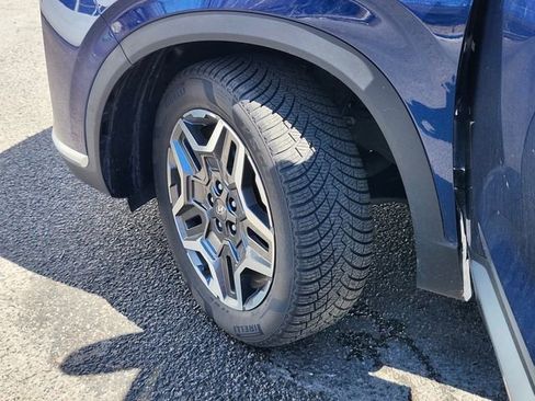 Used 2023 Hyundai Santa Fe Limited w/ Cargo Package image 35