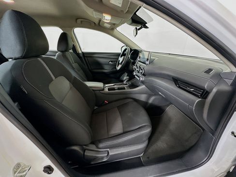 Used 2025 Nissan Sentra SV FWD image 29