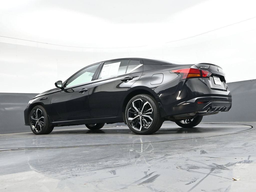 Certified 2025 Nissan Altima 2.5 SR AWD/4WD image 39