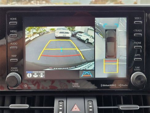 Used 2021 Toyota RAV4 Limited image 17