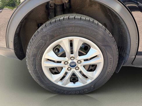 Used 2022 Ford Escape S AWD/4WD image 25