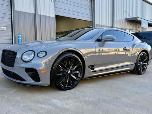 Used 2022 Bentley Continental GT Speed image 10