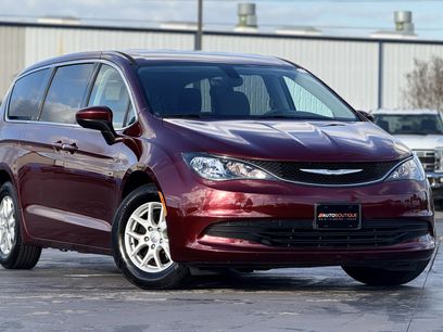 Used 2017 Chrysler Pacifica Touring