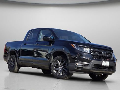 Certified 2024 Honda Ridgeline Sport image 2