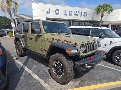 Used 2026 Jeep Wrangler Unlimited Rubicon w/ Steel Bumper Group AWD/4WD image 1