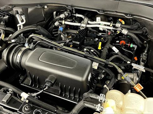 Used 2023 Ford Explorer XLT w/ Equipment Group 202A image 35