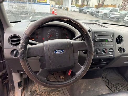 Used 2004 Ford F150 2WD Regular Cab image 10