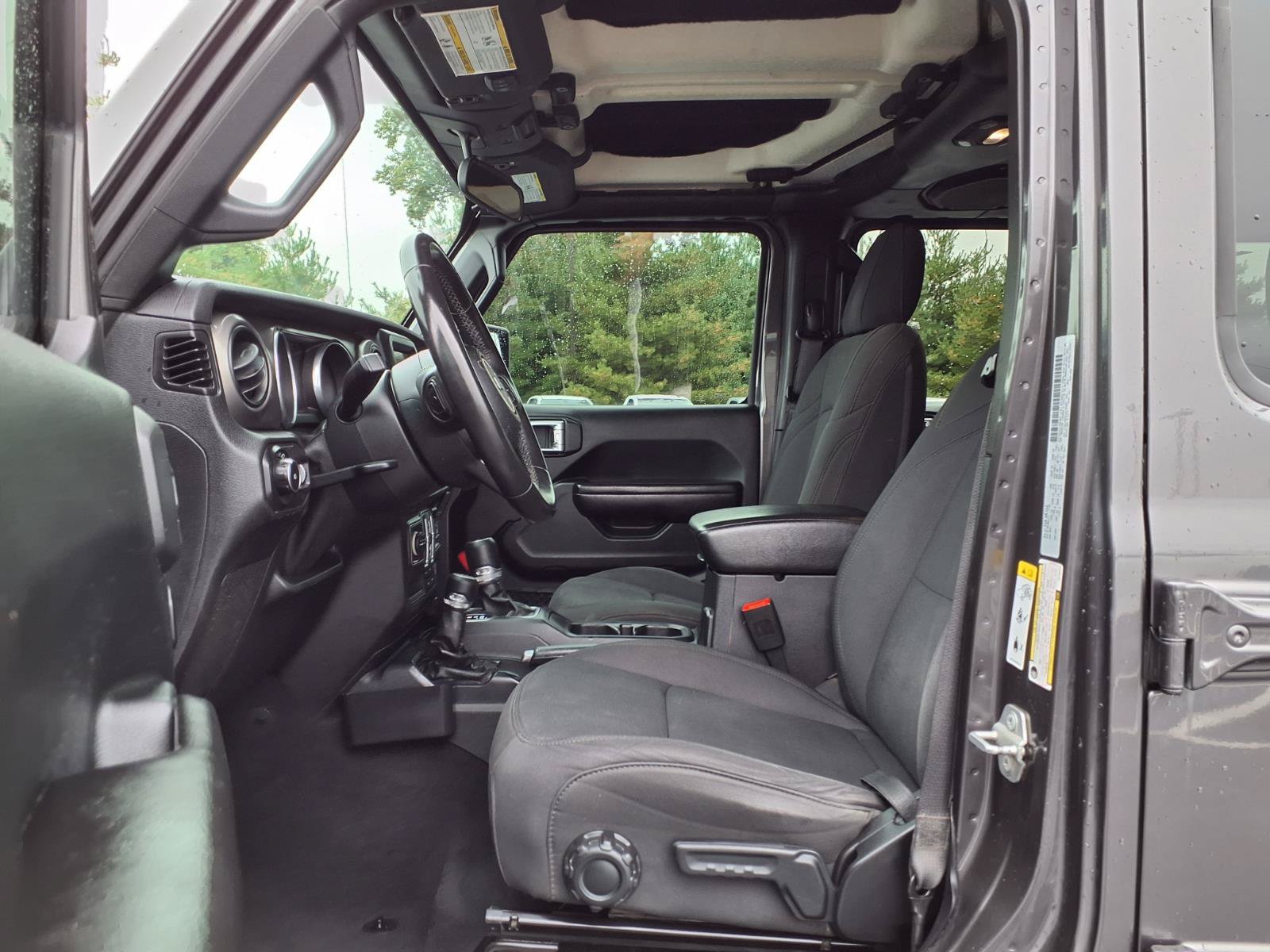 Used 2018 Jeep Wrangler Unlimited Sport S AWD/4WD image 19