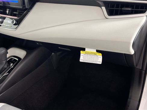 Used 2026 Toyota Corolla LE FWD image 33