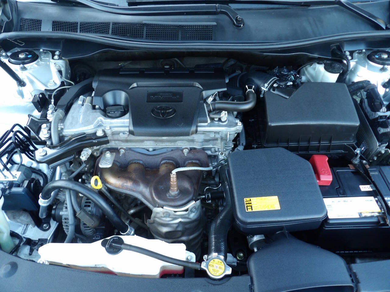 Used 2012 Toyota Camry SE w/ Preferred Accessory Pkg FWD image 14