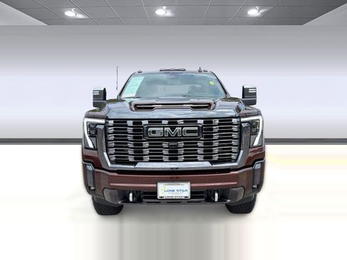 Certified 2024 GMC Sierra 2500 Denali Ultimate AWD/4WD image 5