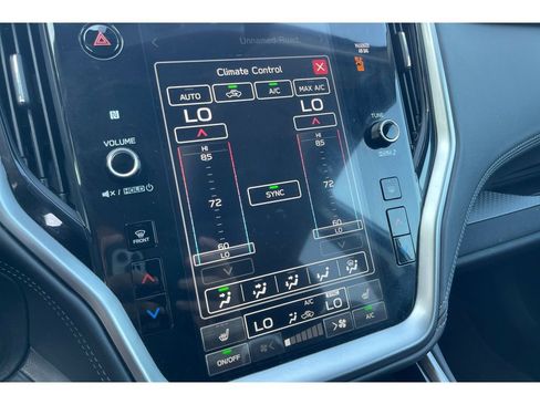 Used 2025 Subaru Outback Premium image 28