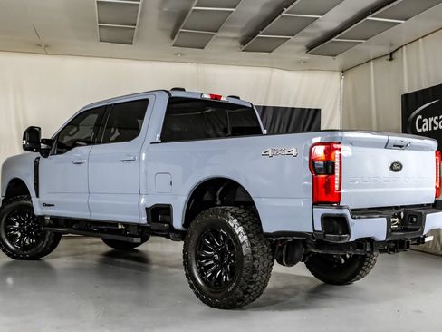 Used 2024 Ford F250 Lariat w/ Black Appearance Package AWD/4WD image 10