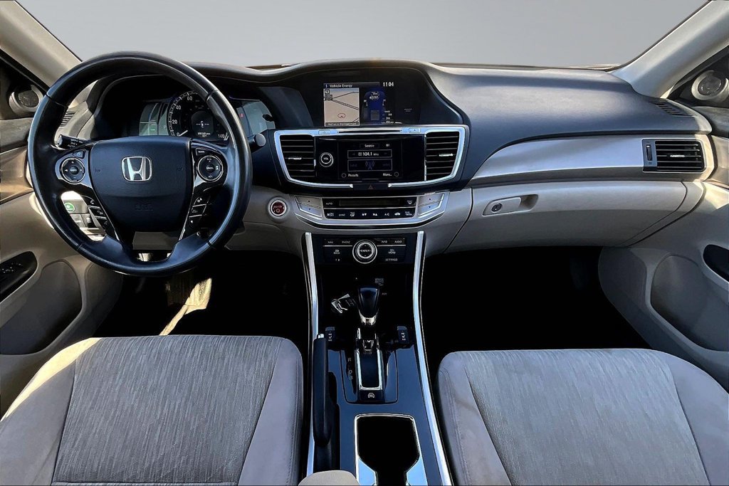 Used 2014 Honda Accord Plug-In Sedan image 7