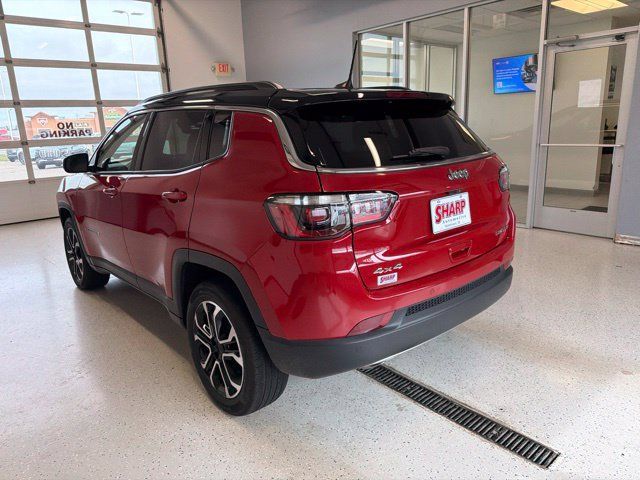 Used 2023 Jeep Compass Limited w/ Sun and Sound Group AWD/4WD image 5