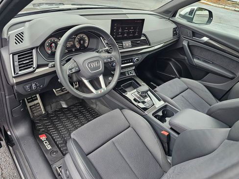 Used 2025 Audi SQ5 Premium Plus w/ Premium Plus Package AWD/4WD image 2