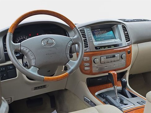 Used 2006 Lexus LX 470 4WD image 20
