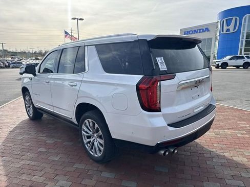 Used 2024 GMC Yukon Denali w/ Denali Reserve Package image 7