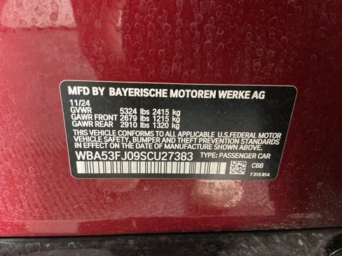 Certified 2025 BMW 530i xDrive w/ Executive Package image 32