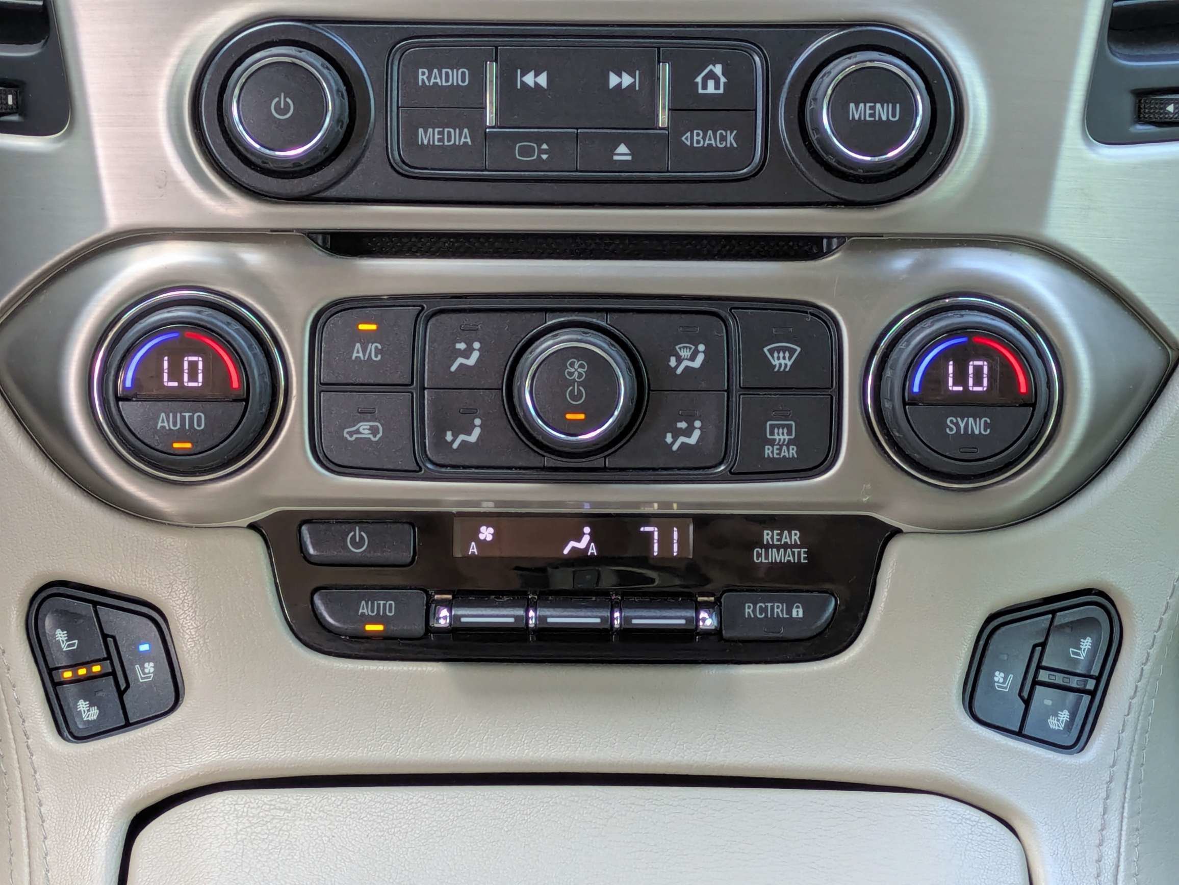 Used 2020 GMC Yukon Denali w/ Denali Ultimate Package RWD image 19