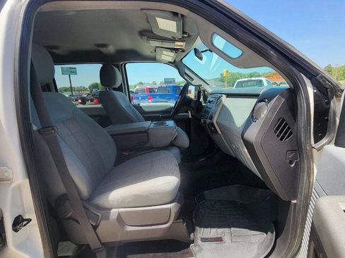 Used 2016 Ford F250 XLT AWD/4WD image 16