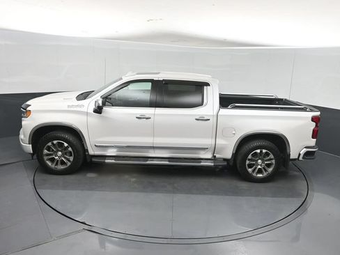 Used 2024 Chevrolet Silverado 1500 High Country w/ Z71 Off-Road Package AWD/4WD image 47