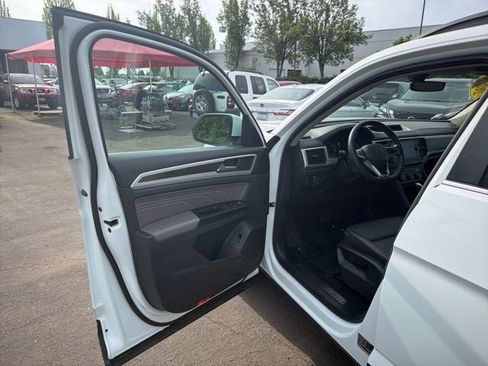 Used 2021 Volkswagen Atlas SE AWD/4WD image 9