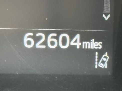 Used 2023 Toyota Camry SE FWD image 13