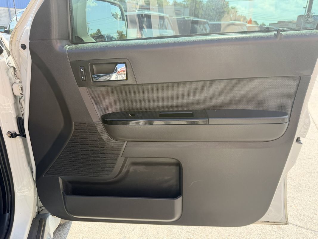 Used 2012 Ford Escape Limited AWD/4WD image 26