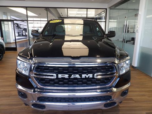 Used 2022 RAM 1500 Big Horn AWD/4WD image 2