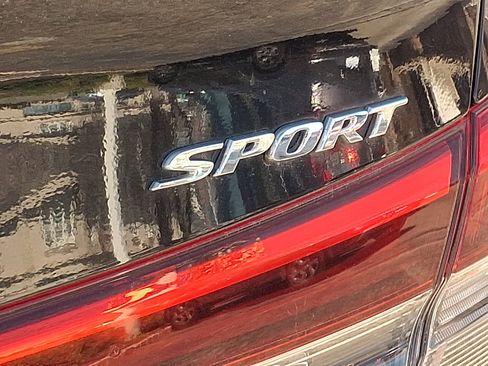 Certified 2023 Honda Civic Sport image 30