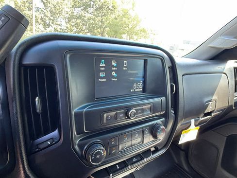 Used 2018 GMC Sierra 1500 4x4 Double Cab w/ Sierra Convenience Package image 14