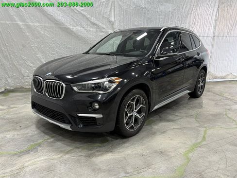 Used 2019 BMW X1 xDrive28i w/ Convenience Package AWD/4WD image 1