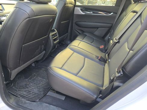 New 2025 Cadillac XT5 Premium Luxury w/ LPO, Blue Accent Package image 17