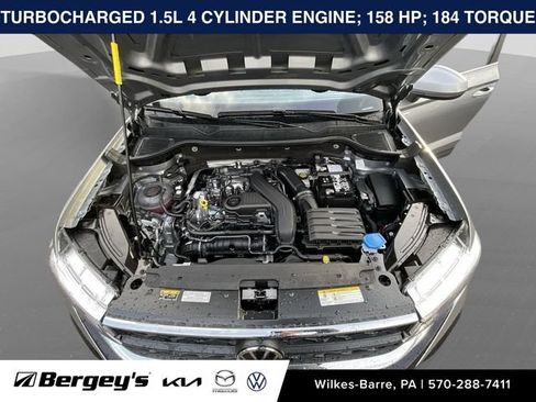 Used 2024 Volkswagen Taos SE w/ Black Wheel Plus Package AWD/4WD image 18