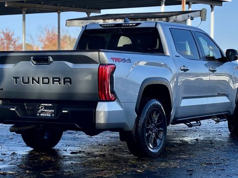 Used 2024 Toyota Tundra Limited image 5