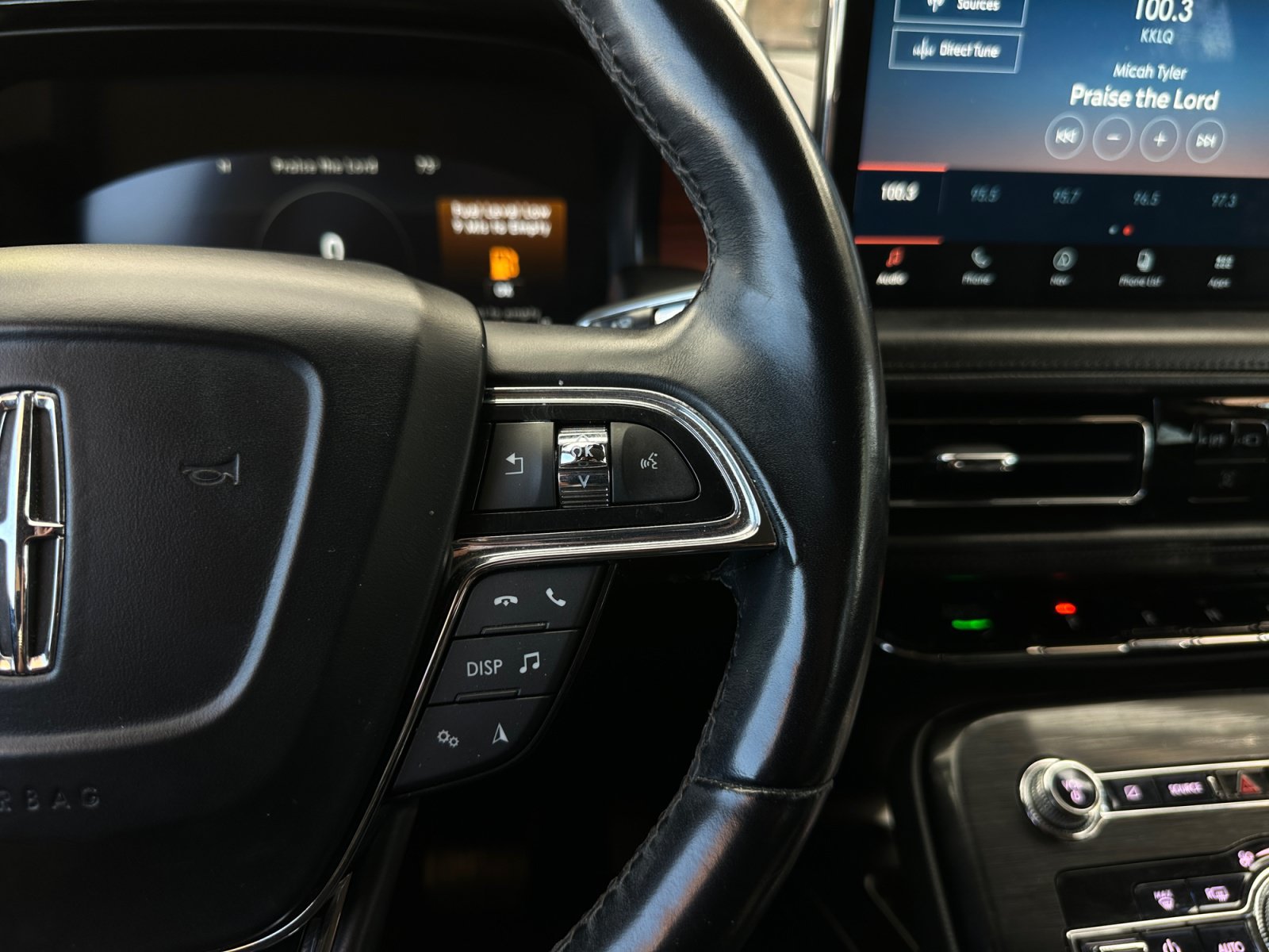 Used 2021 Lincoln Nautilus Reserve FWD image 24