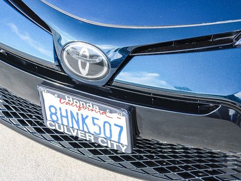 Used 2019 Toyota Corolla XSE w/ Carpet Mat Package (TMS) FWD image 6